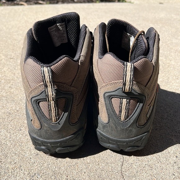 Merrell Chameleon 4 Mid size 11.5 - Picture 2 of 4